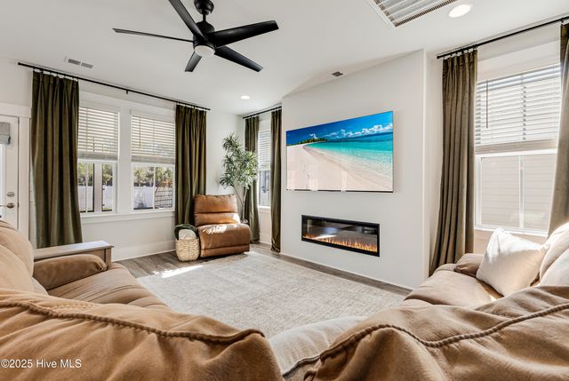 9096 Village Lake Drive SW, Calabash, NC 28467