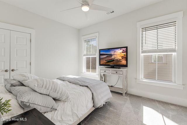 9096 Village Lake Drive SW, Calabash, NC 28467