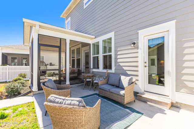 9096 Village Lake Drive SW, Calabash, NC 28467