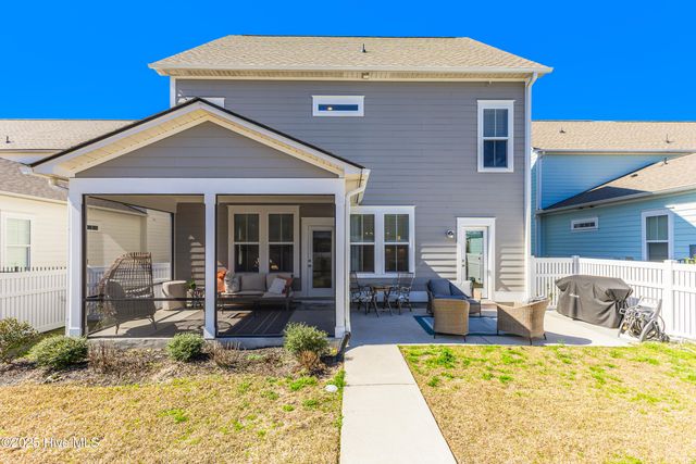 9096 Village Lake Drive SW, Calabash, NC 28467