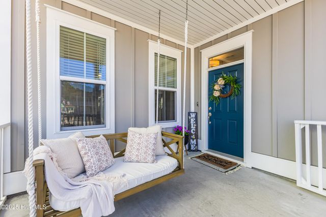 9096 Village Lake Drive SW, Calabash, NC 28467