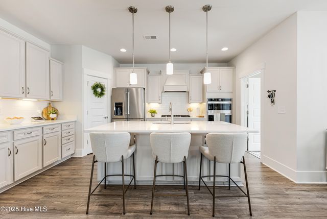 9096 Village Lake Drive SW, Calabash, NC 28467