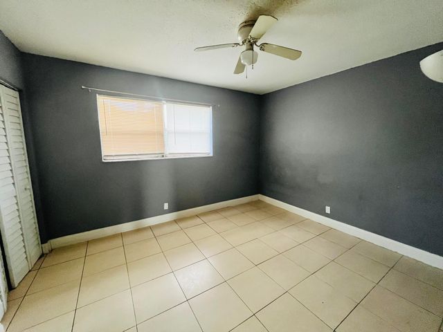 635 SW 20th Court N 9B, Delray Beach, FL 33445