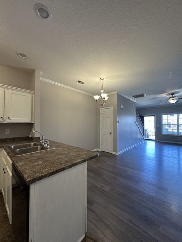 151 Alexander Blvd, Clarksville, TN 37040