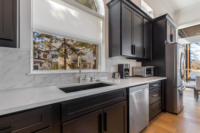 30313 S 561 Road, Monkey Island, OK 74331