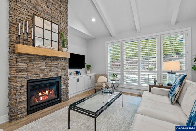 5957 Pikes Pass St SE, Salem, OR 97034