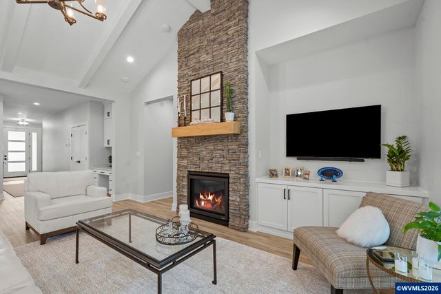 5957 Pikes Pass St SE, Salem, OR 97034