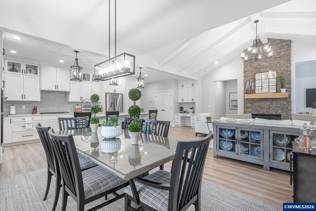 5957 Pikes Pass St SE, Salem, OR 97034