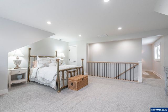 5957 Pikes Pass St SE, Salem, OR 97034