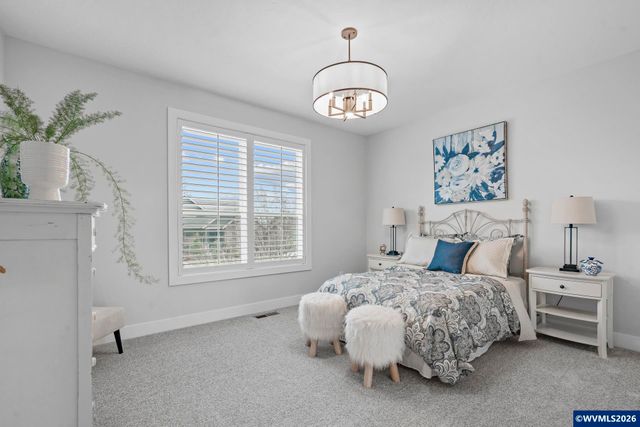 5957 Pikes Pass St SE, Salem, OR 97034