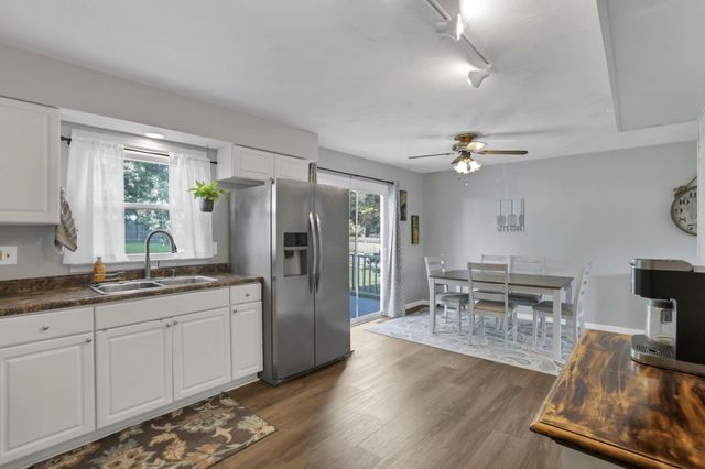 5056 Deeds Road SW, Pataskala, OH 43062