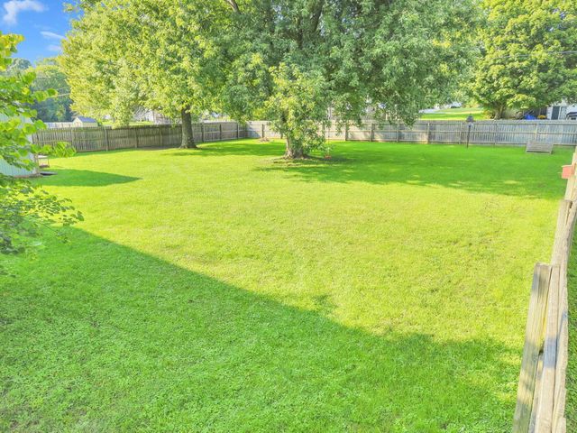 5056 Deeds Road SW, Pataskala, OH 43062