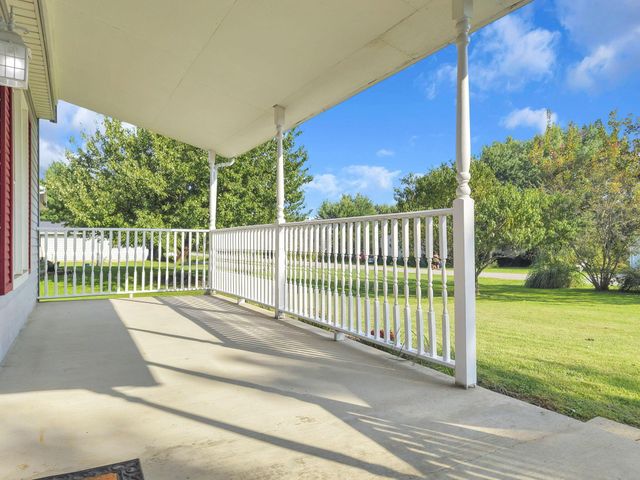 5056 Deeds Road SW, Pataskala, OH 43062