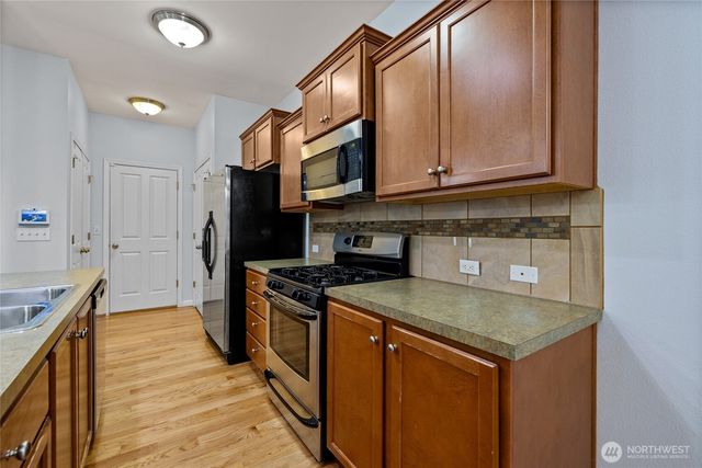 7605 Kodiak Avenue NE, Lacey, WA 98516