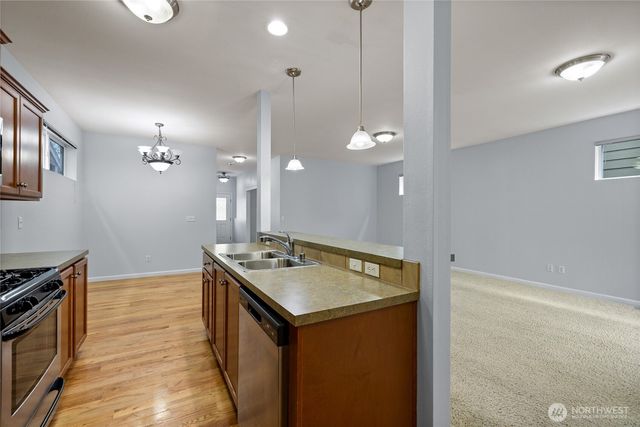 7605 Kodiak Avenue NE, Lacey, WA 98516