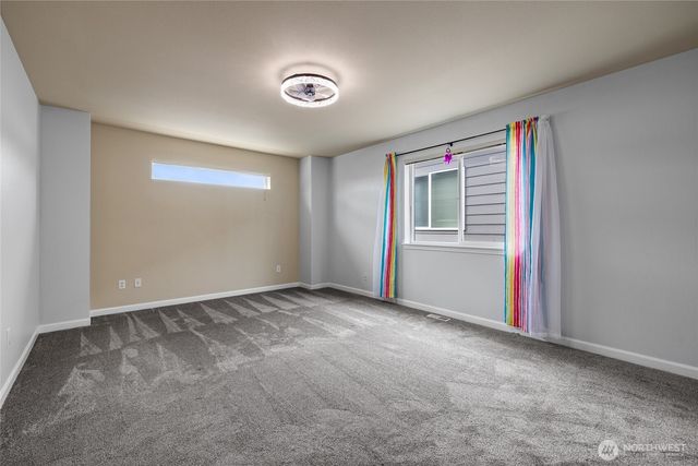 7605 Kodiak Avenue NE, Lacey, WA 98516