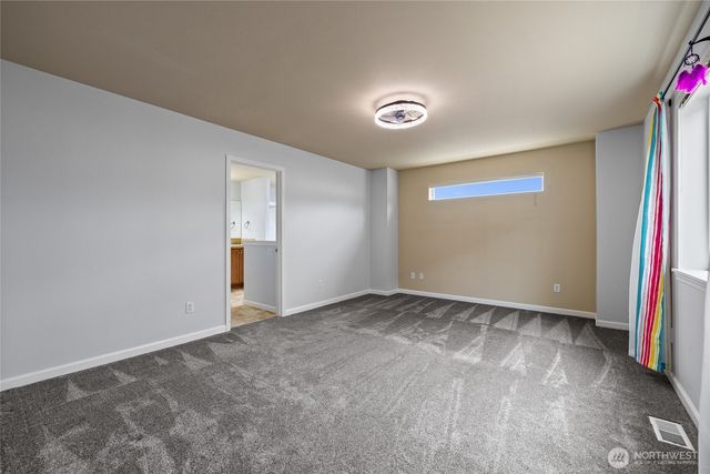 7605 Kodiak Avenue NE, Lacey, WA 98516