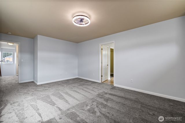 7605 Kodiak Avenue NE, Lacey, WA 98516