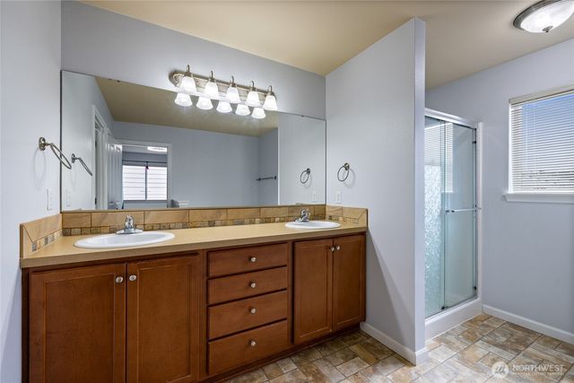 7605 Kodiak Avenue NE, Lacey, WA 98516