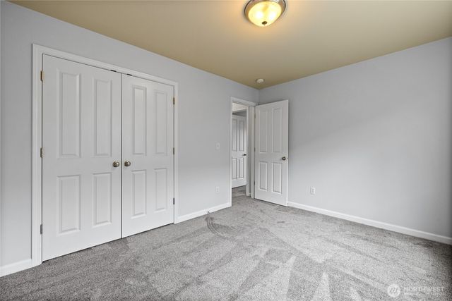 7605 Kodiak Avenue NE, Lacey, WA 98516
