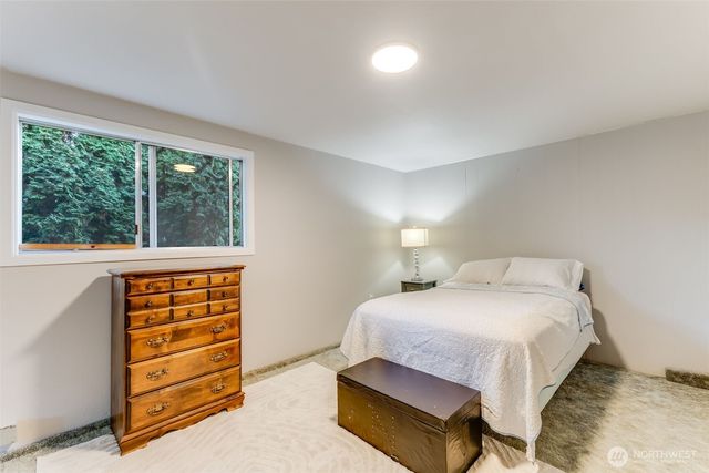 30212 10th Avenue S, Federal Way, WA 98003