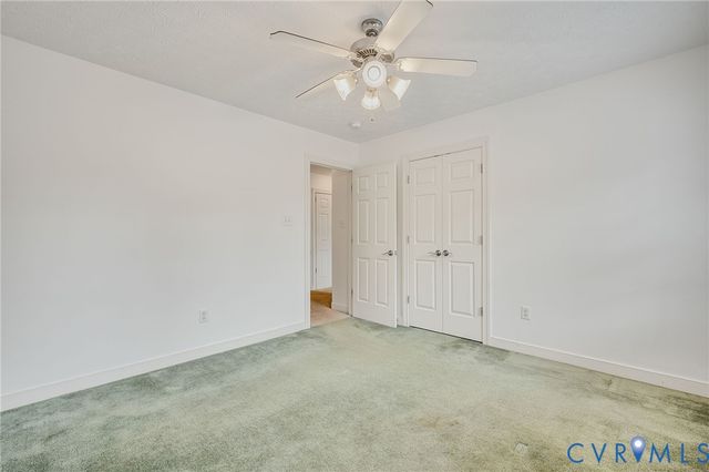8250 Sugar Wood Dr, Mechanicsville, VA 23116