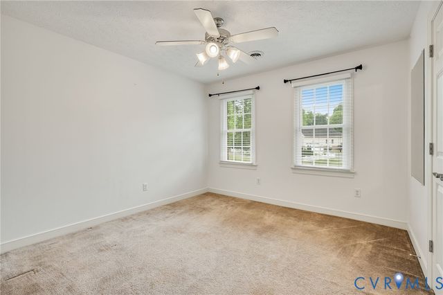 8250 Sugar Wood Dr, Mechanicsville, VA 23116