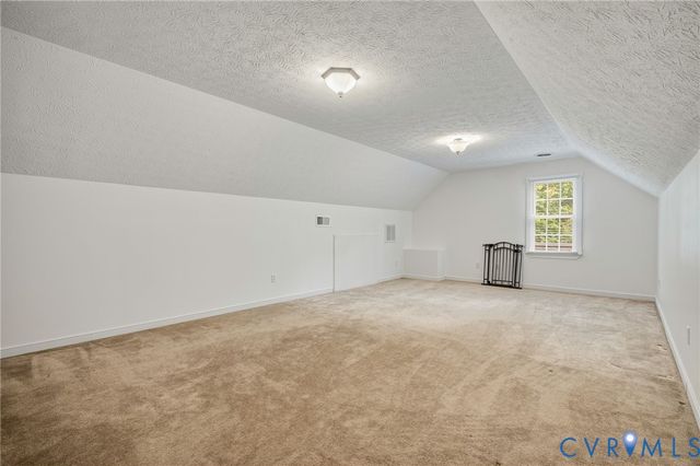 8250 Sugar Wood Dr, Mechanicsville, VA 23116