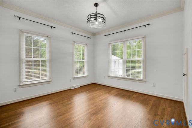 8250 Sugar Wood Dr, Mechanicsville, VA 23116