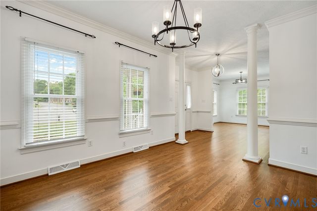 8250 Sugar Wood Dr, Mechanicsville, VA 23116