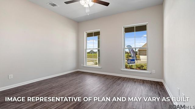 58870 Island Dr, Plaquemine, LA 70764