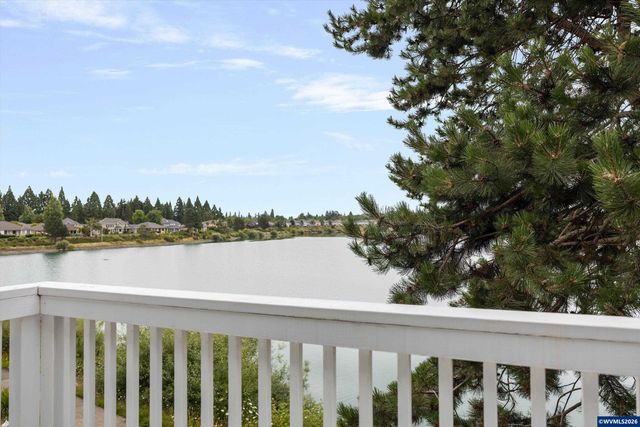 5778 Westlake Lp N, Keizer, OR 97303