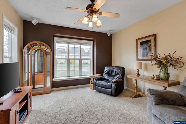 5778 Westlake Lp N, Keizer, OR 97303