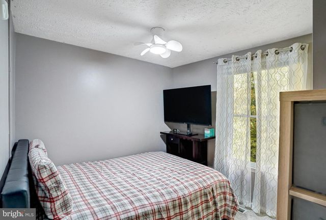 4888 SUGAR MAPLE LN, Dumfries, VA 22025