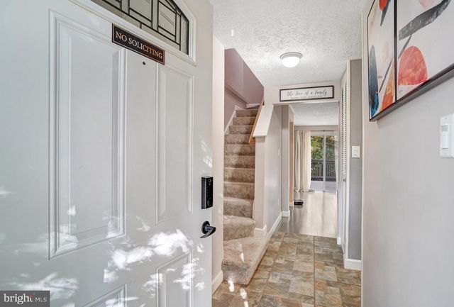 4888 SUGAR MAPLE LN, Dumfries, VA 22025