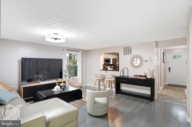 4888 SUGAR MAPLE LN, Dumfries, VA 22025