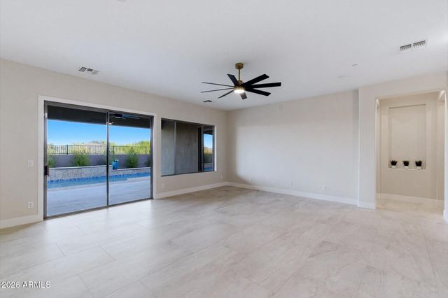 1435 W WHITMAN Court, Anthem, AZ 85086
