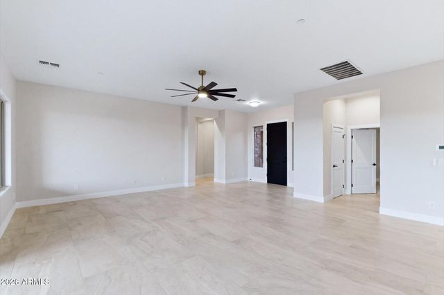 1435 W WHITMAN Court, Anthem, AZ 85086