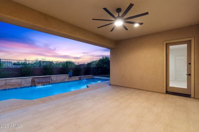 1435 W WHITMAN Court, Anthem, AZ 85086