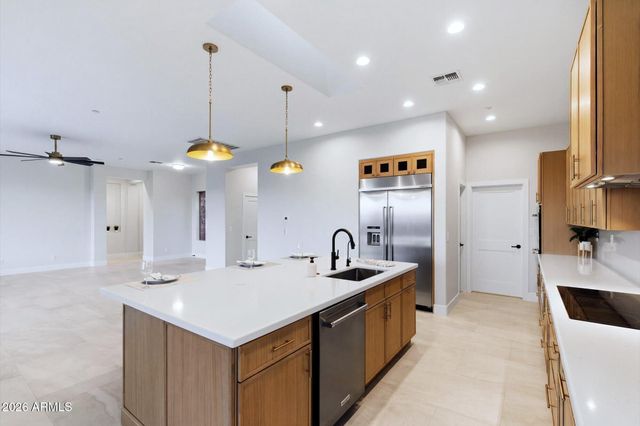 1435 W WHITMAN Court, Anthem, AZ 85086