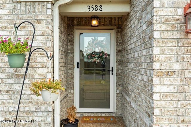 3588 Sabra Lane, Southaven, MS 38672
