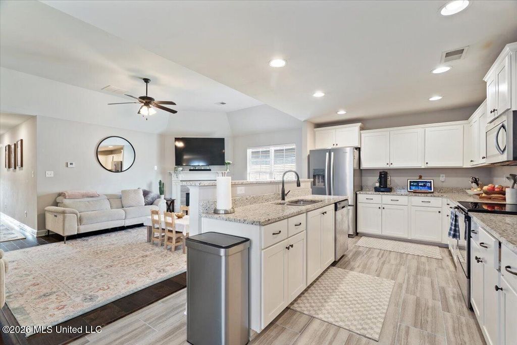 3588 Sabra Lane, Southaven, MS 38672 — photo 5