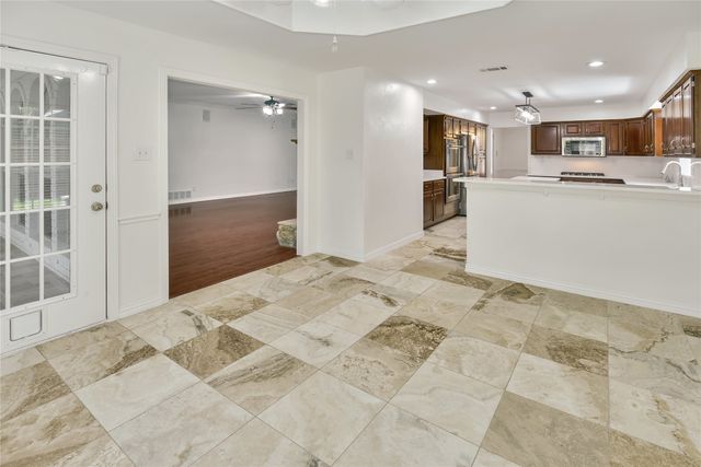 18528 Vista Del Sol, Dallas, TX 75287