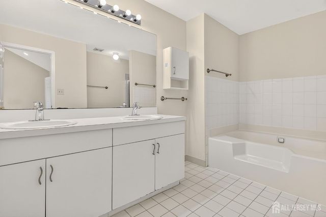 15 Allison Court, South Brunswick, NJ 08852