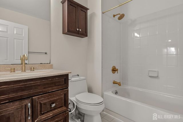 15 Allison Court, South Brunswick, NJ 08852