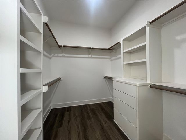 28807 Champion Oaks Dr, Magnolia, TX 77354