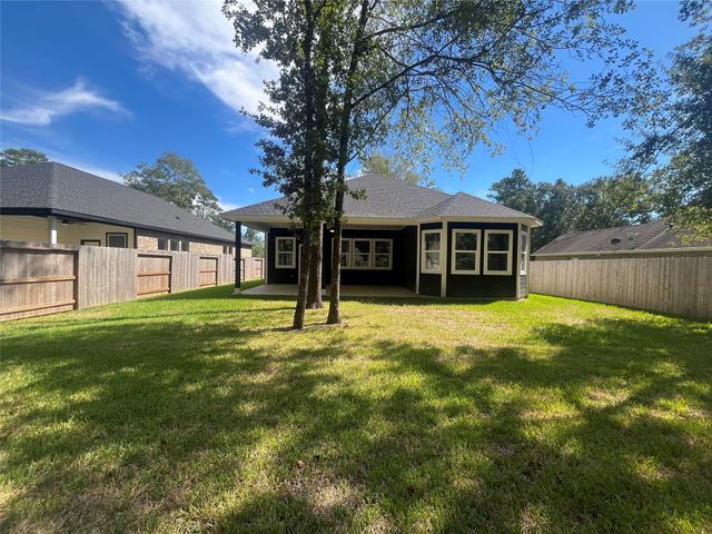 28807 Champion Oaks Dr, Magnolia, TX 77354