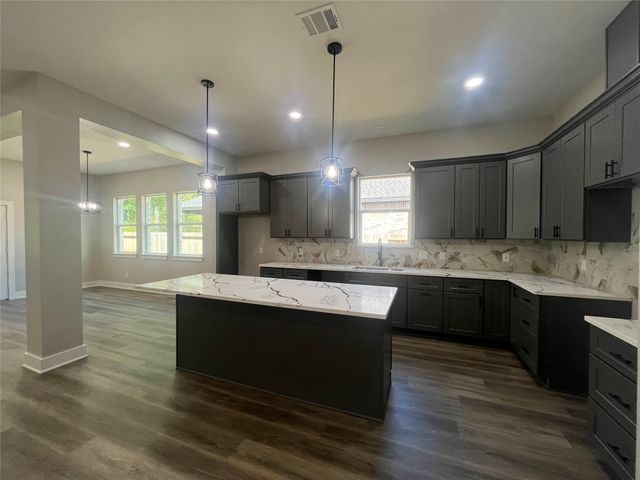 28807 Champion Oaks Dr, Magnolia, TX 77354