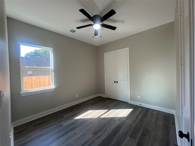 28807 Champion Oaks Dr, Magnolia, TX 77354