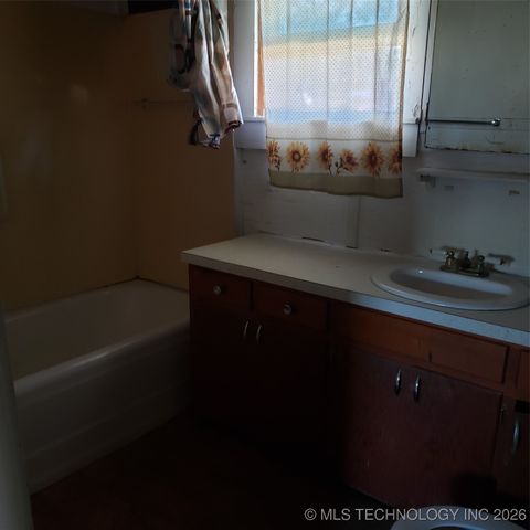 283 Highland Street, Stringtown, OK 74569